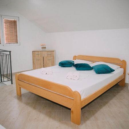 Lovely Apartment Moki Near The Center โกตอร์ ภายนอก รูปภาพ