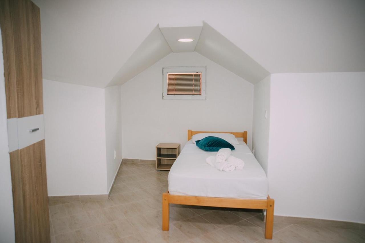 Lovely Apartment Moki Near The Center โกตอร์ ภายนอก รูปภาพ