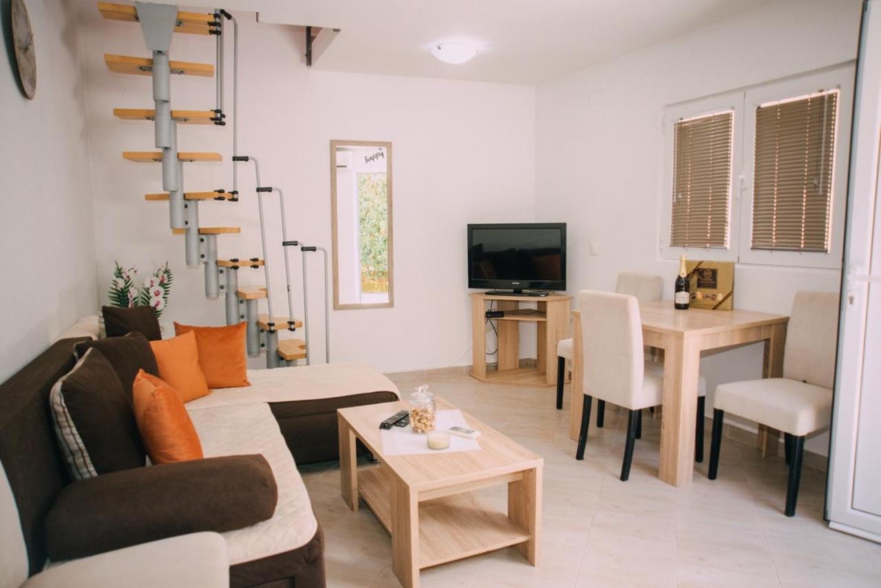 Lovely Apartment Moki Near The Center โกตอร์ ภายนอก รูปภาพ